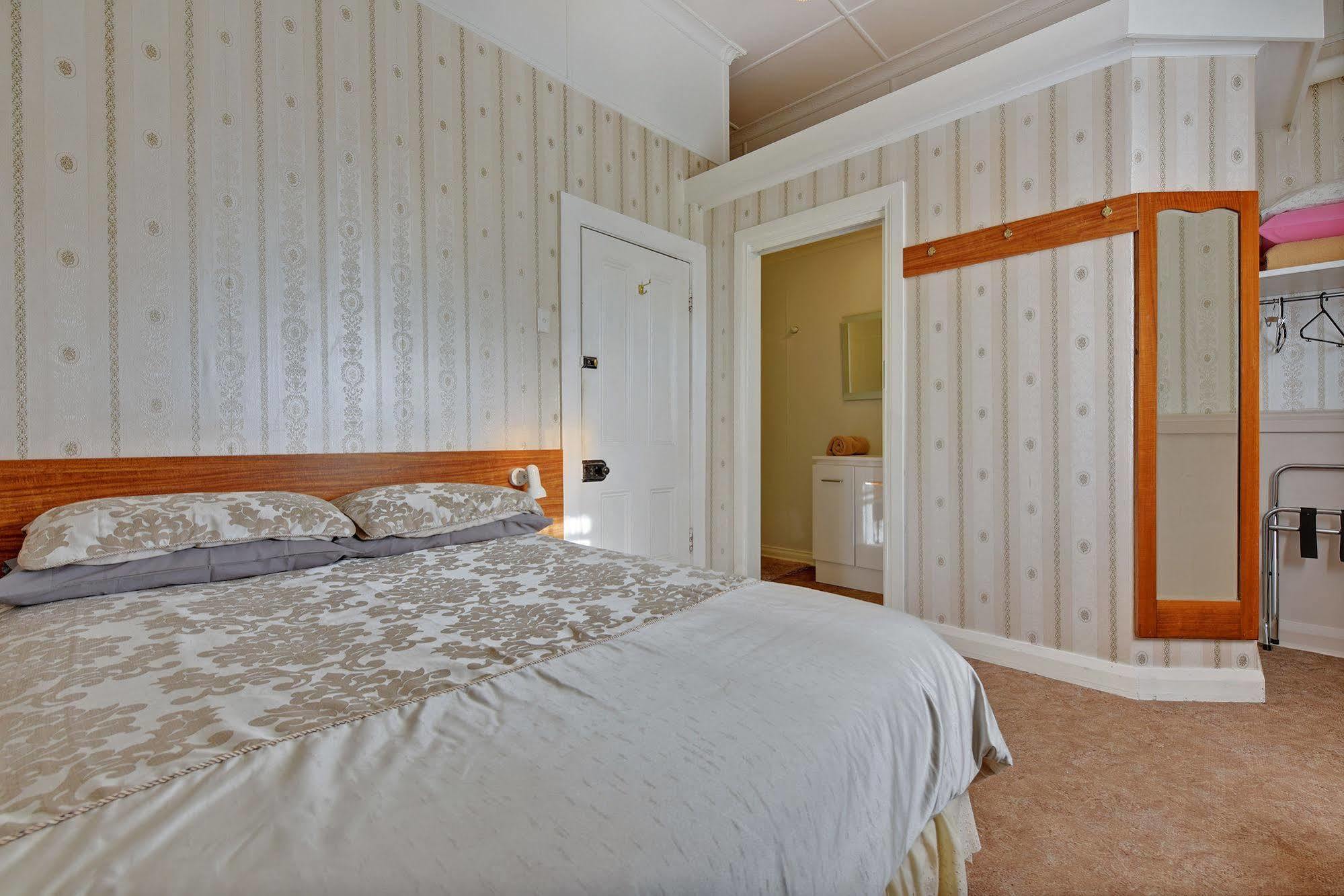 Strahan Wilderness Lodge Экстерьер фото